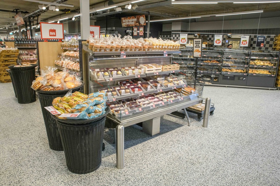 Dirk supermarkt Oud-Beijerland, Vierwiekenplein 46-48